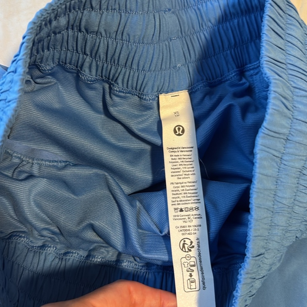Lululemon Shake It Out High-Rise Running Short 2.5" - Pool Party - Picture 7 of 8